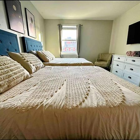 4 Bedroom 3 Bath Sleeps 10 Pet Friendly Private Backyard, 2 Car Garage, City Views, Close To All Stadiums And Casino Pittsburgh Exterior foto
